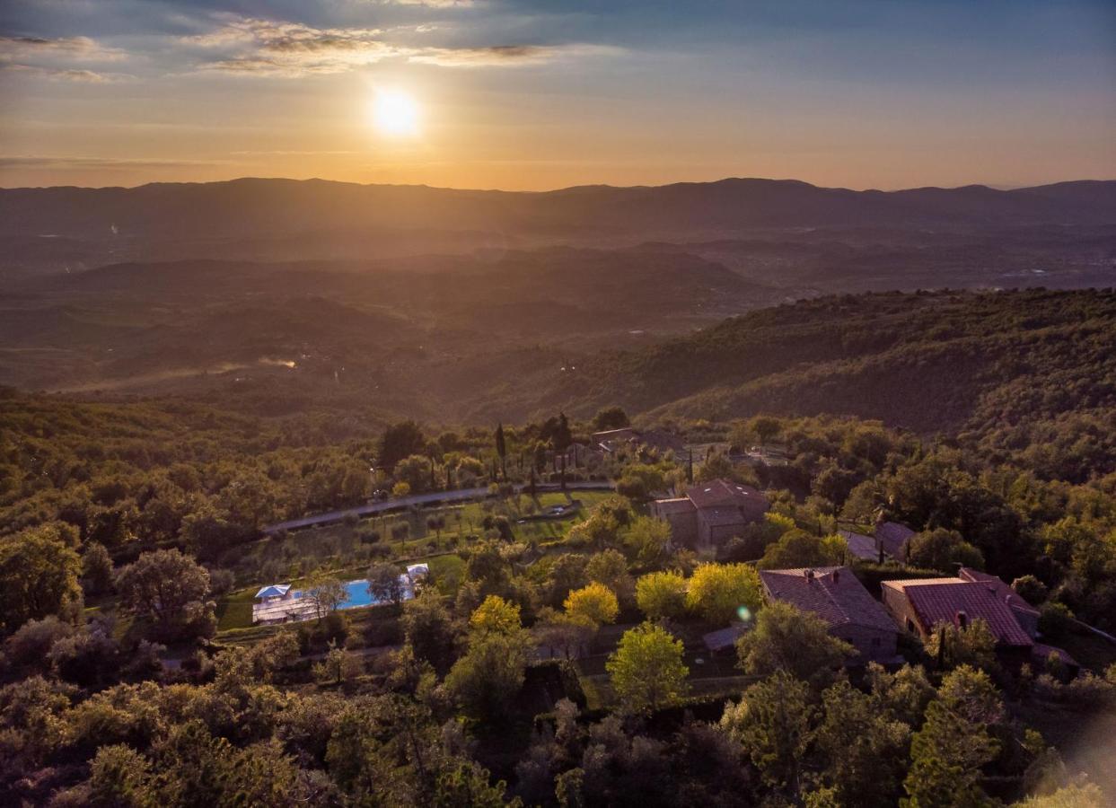Odina Agriturismo ローロ・チュッフェンナ エクステリア 写真